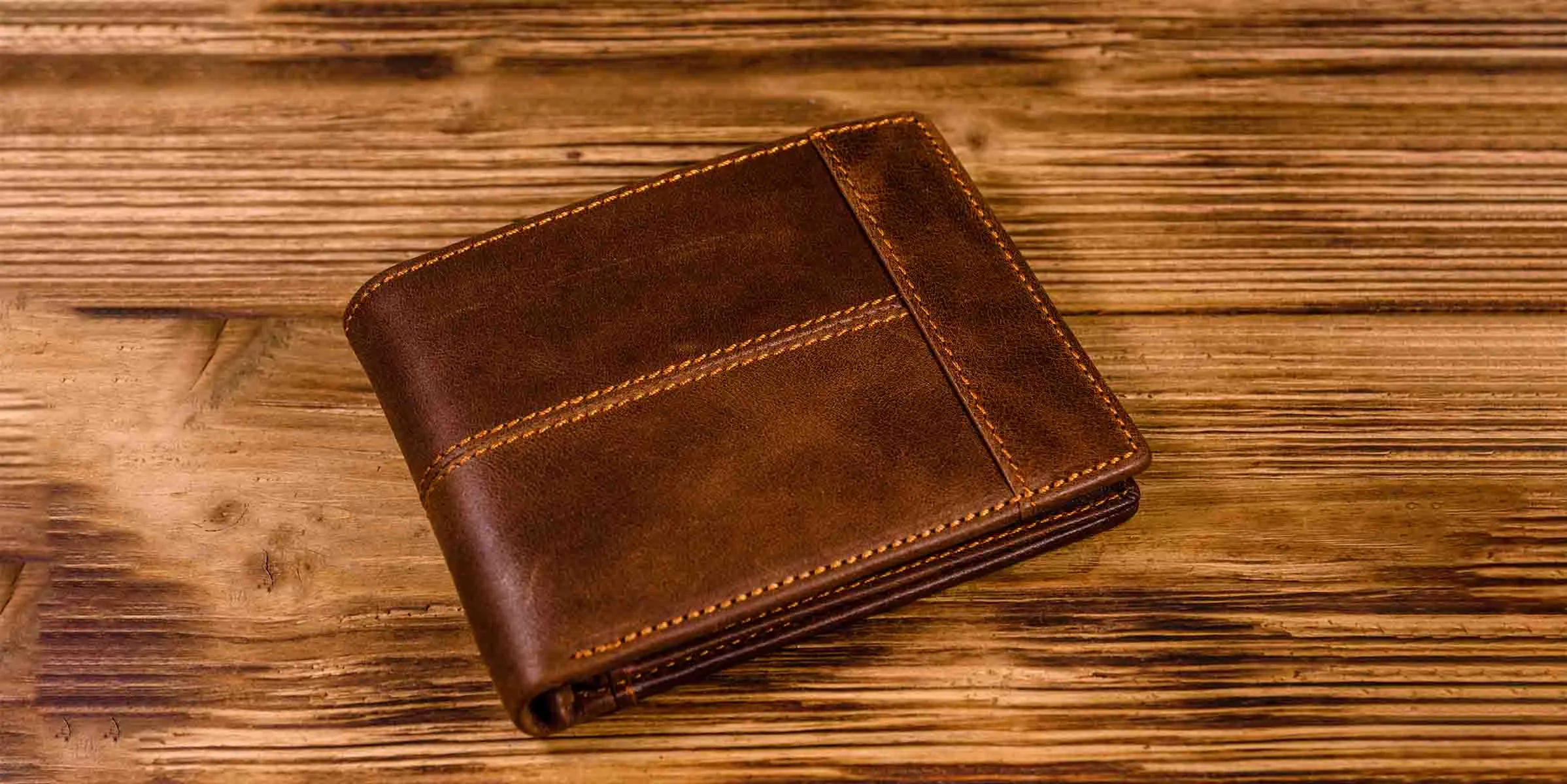Benefits of Choosing a Full Grain Leather Wallet