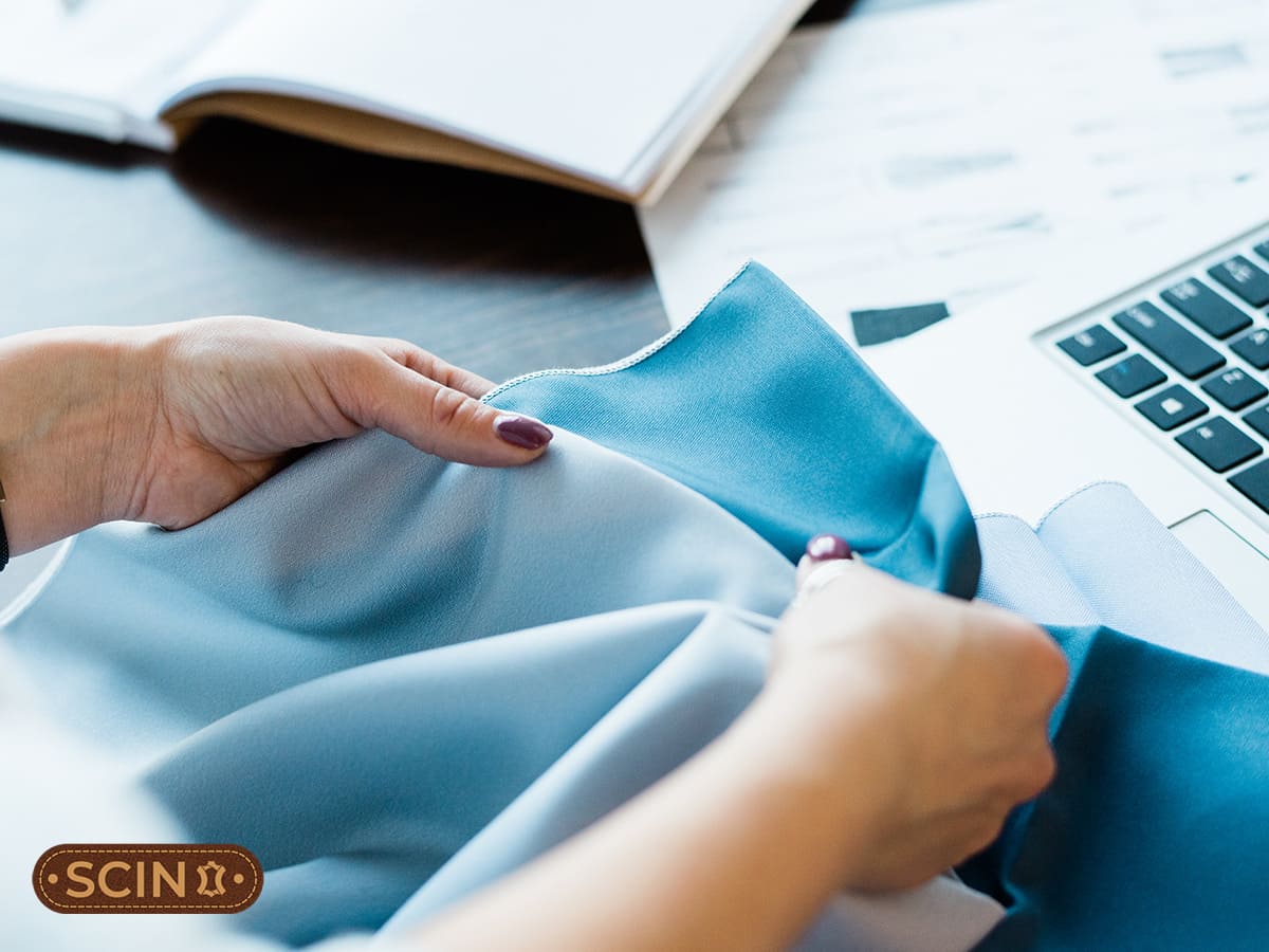 Go for lightweight fabrics Go for lightweight fabrics