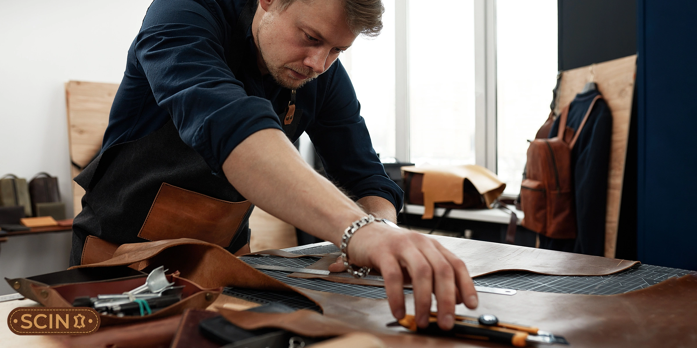 Method 3: Professional Leather Tailoring Method 3: Professional Leather Tailoring