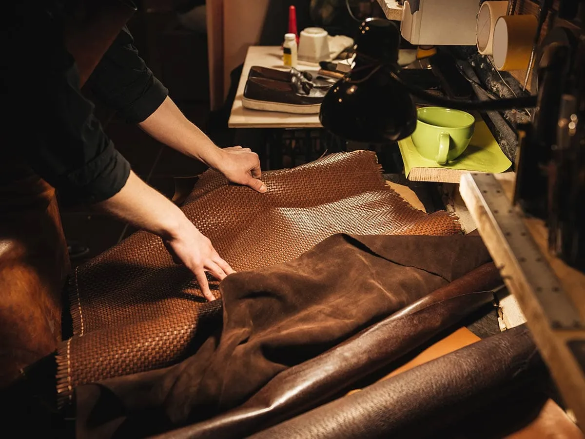 Re-tanning leather to make veg tanned leather